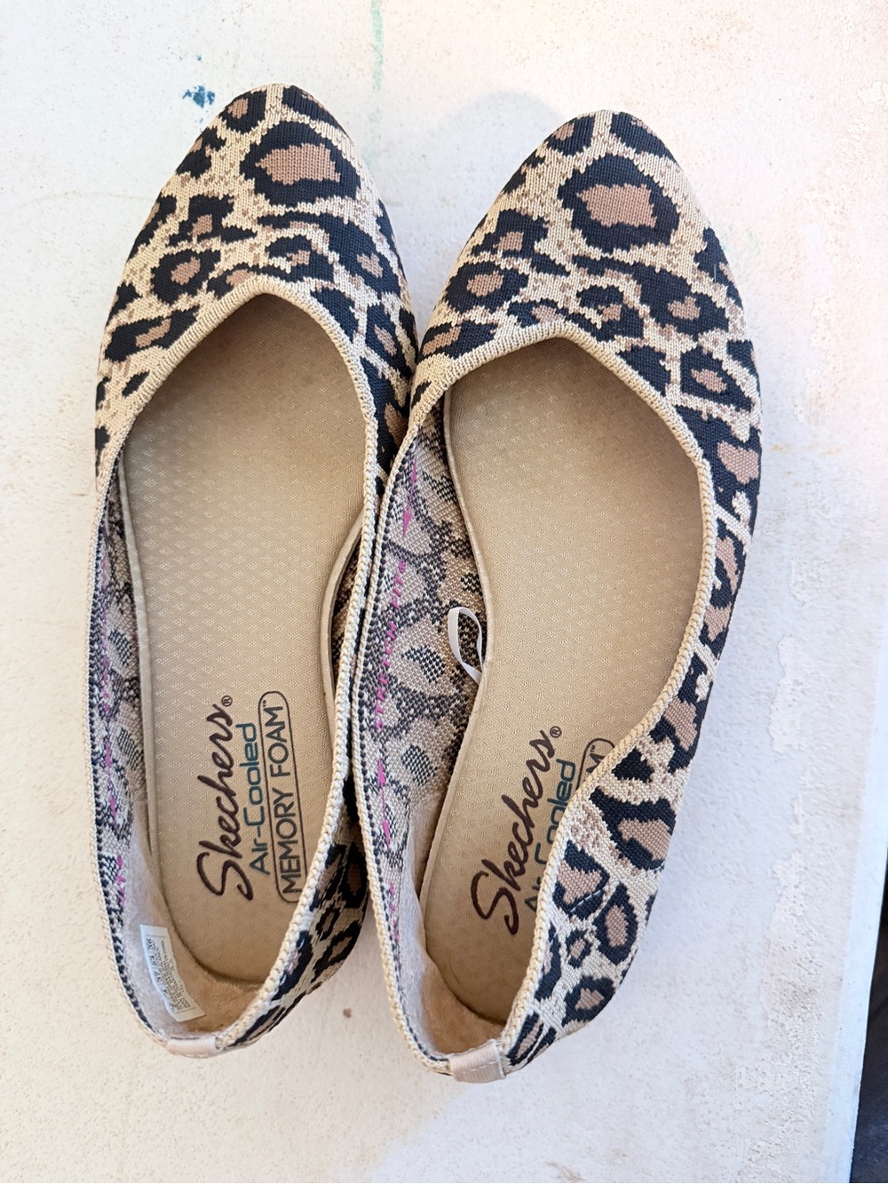 Skechers Women's Leopard Print Pointed Toe Flats - Beige/Black